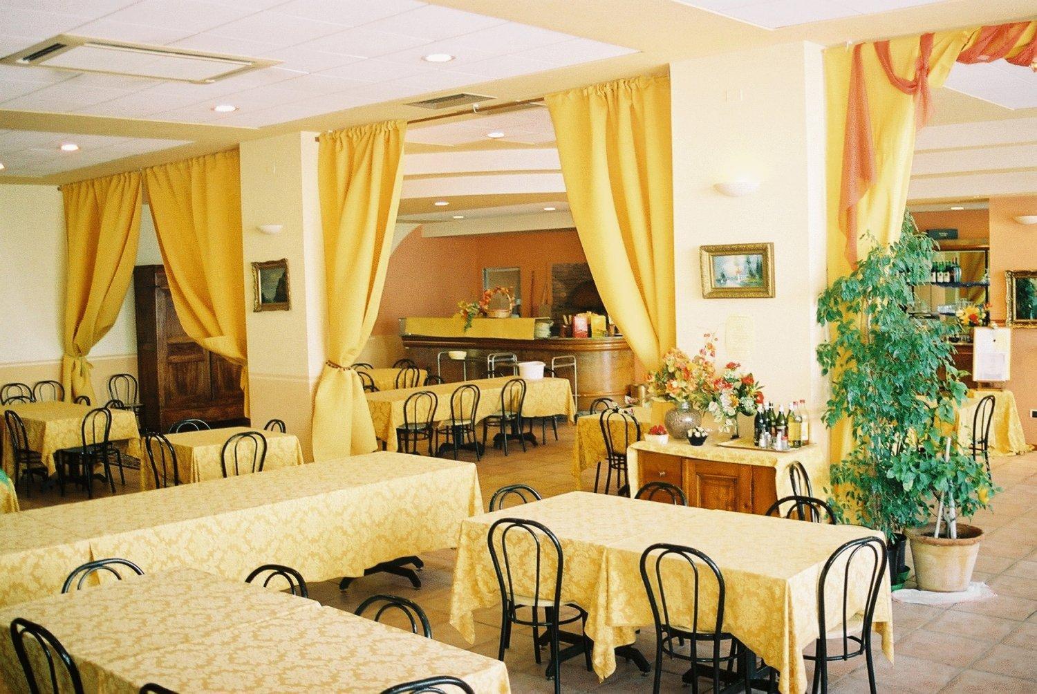 Hotel Tortorina ウルビーノ エクステリア 写真