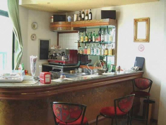 Hotel Tortorina ウルビーノ エクステリア 写真